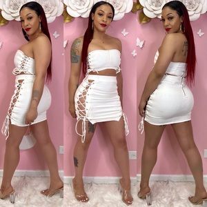 Woman’s 2pc Set- White